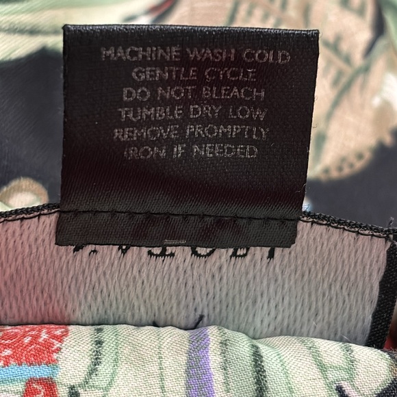 Natori Women's Dynasty Asian/Korean Theme Pajama Top Large - Picture 16 of 16